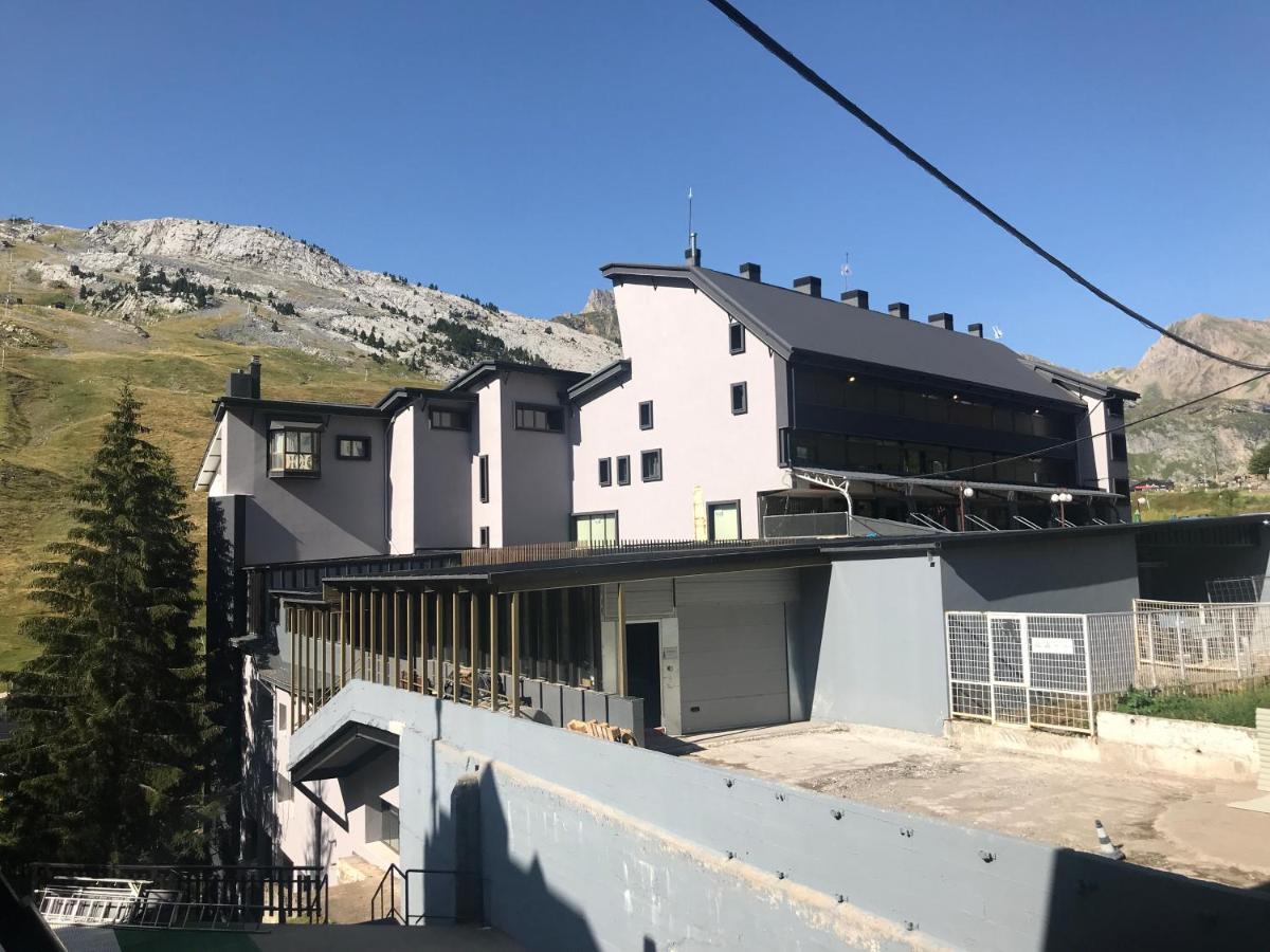 Tobazo Candanchu Pie De Pista Luaran gambar